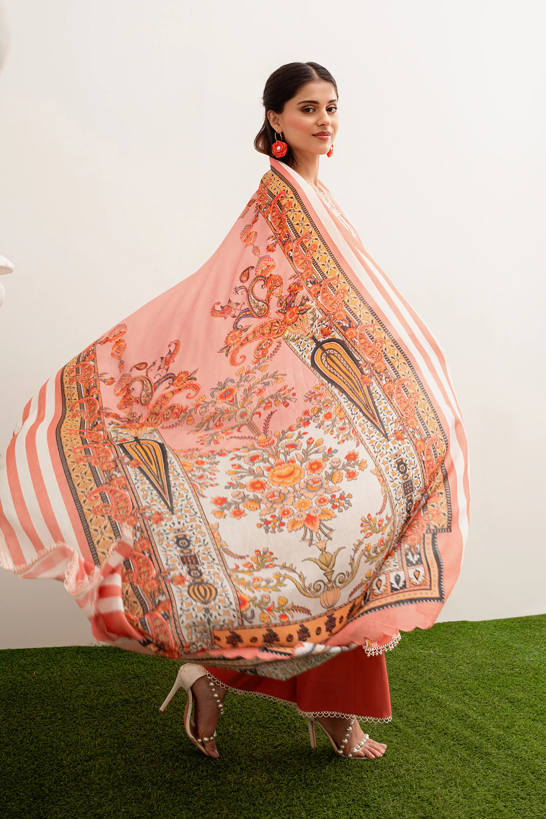 Printed - 2 Pc Lawn Suit - Image 7