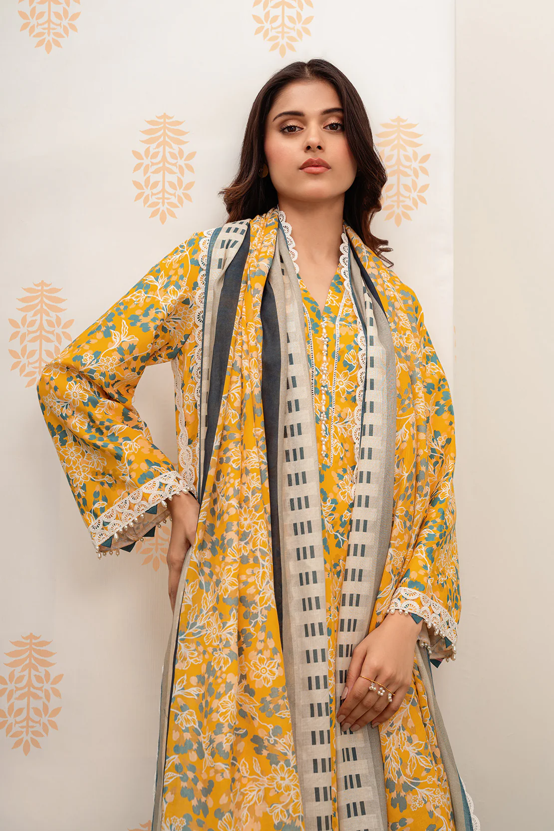 Printed - 3 Pc Lawn Suit - Image 10