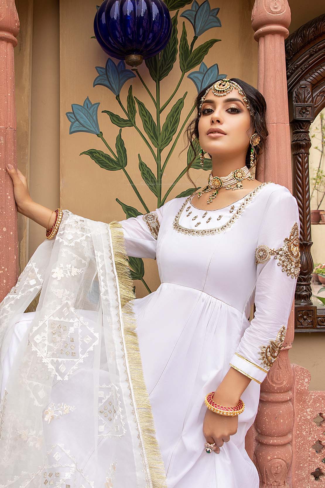 D-533 White - Image 6