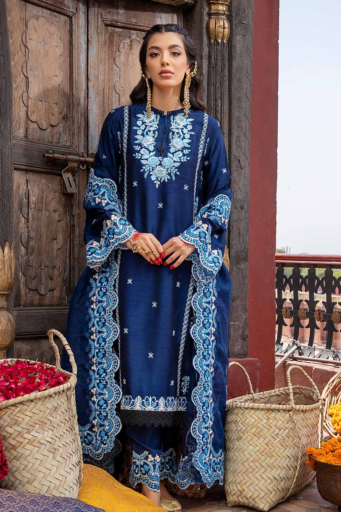 D558 - Blue