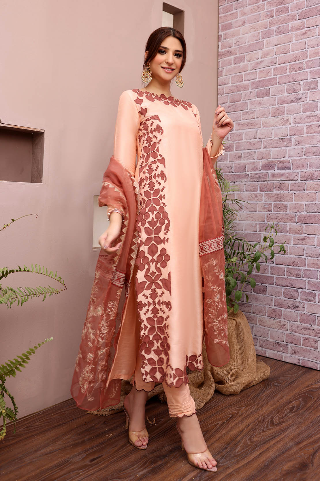 D559 - Peach