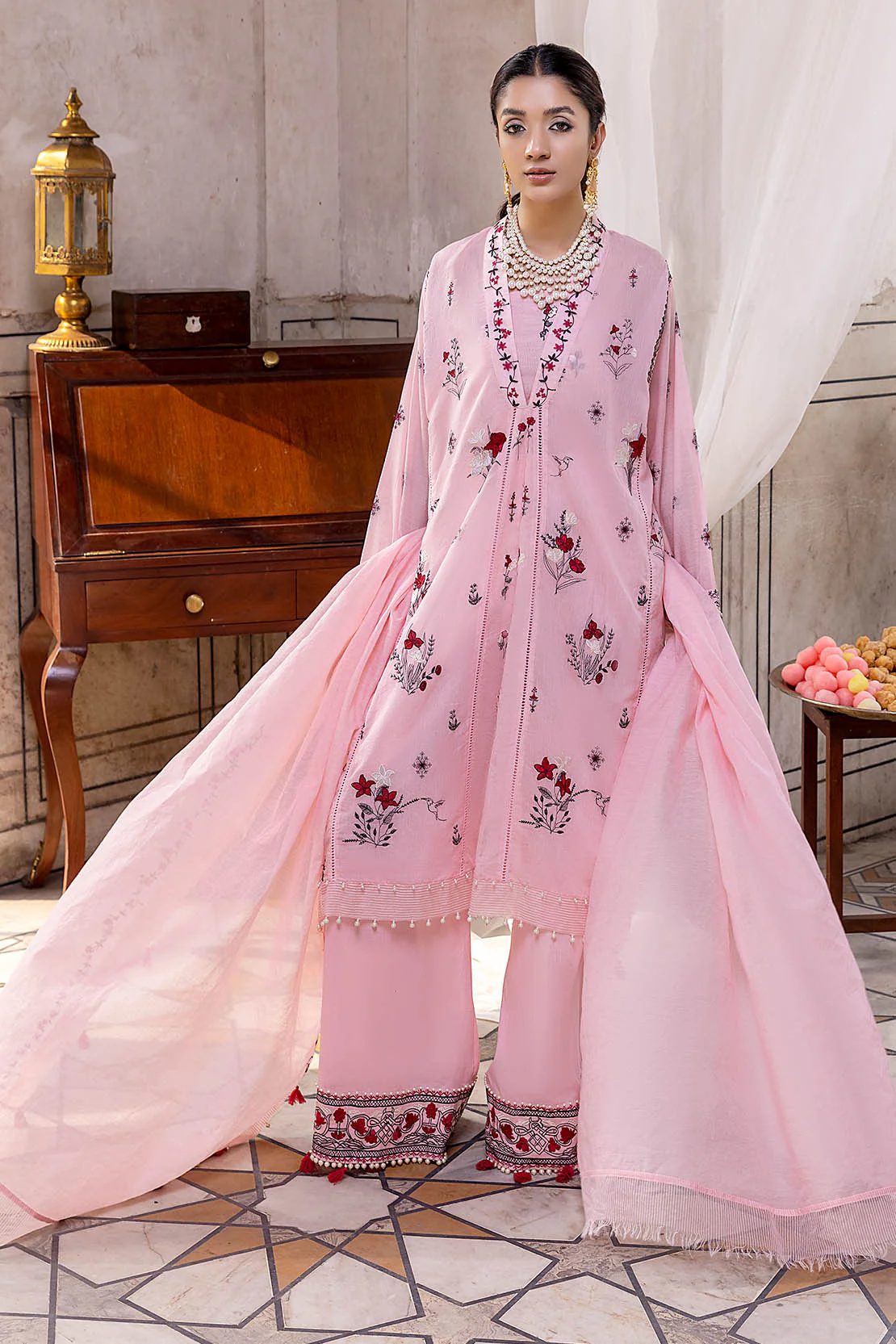 D573 - Image 5