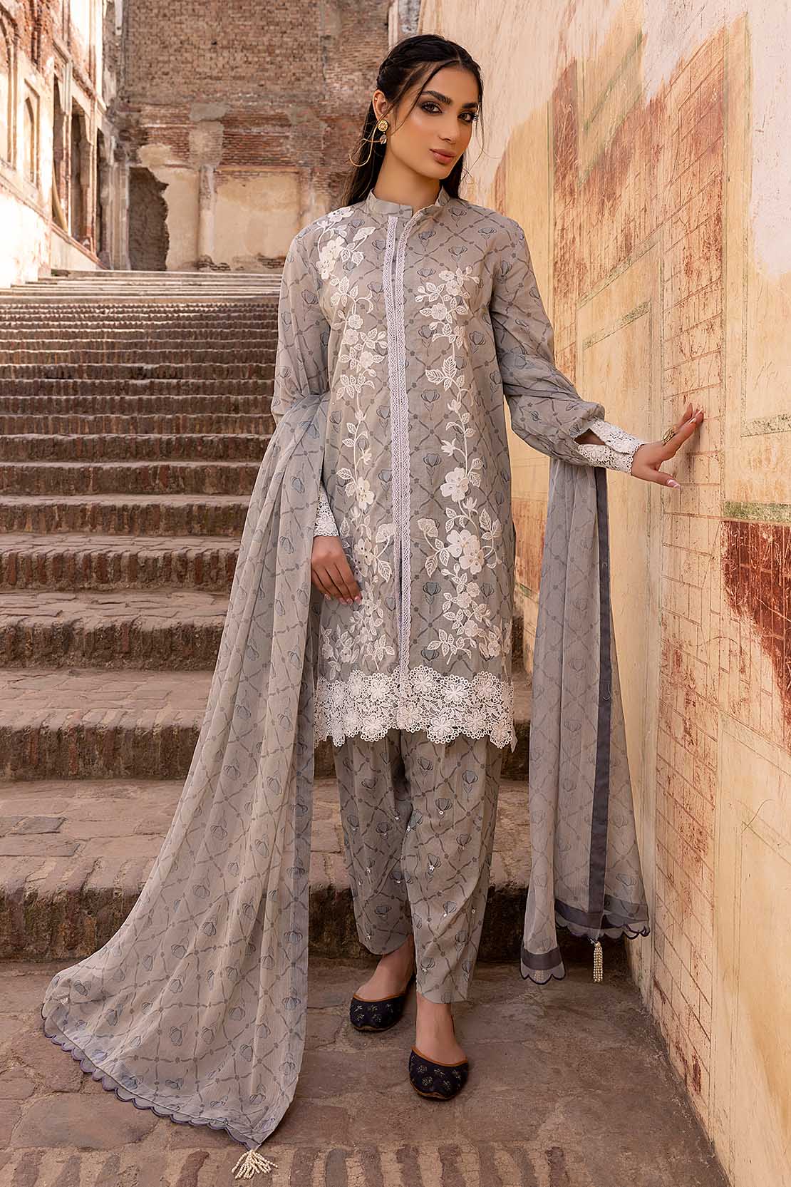 Embroidered Lawn Suit - Image 3