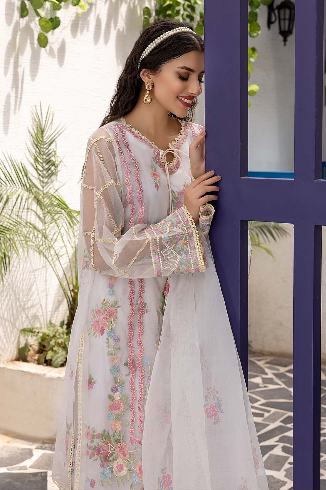 Embroidered Organza Suit - Image 7