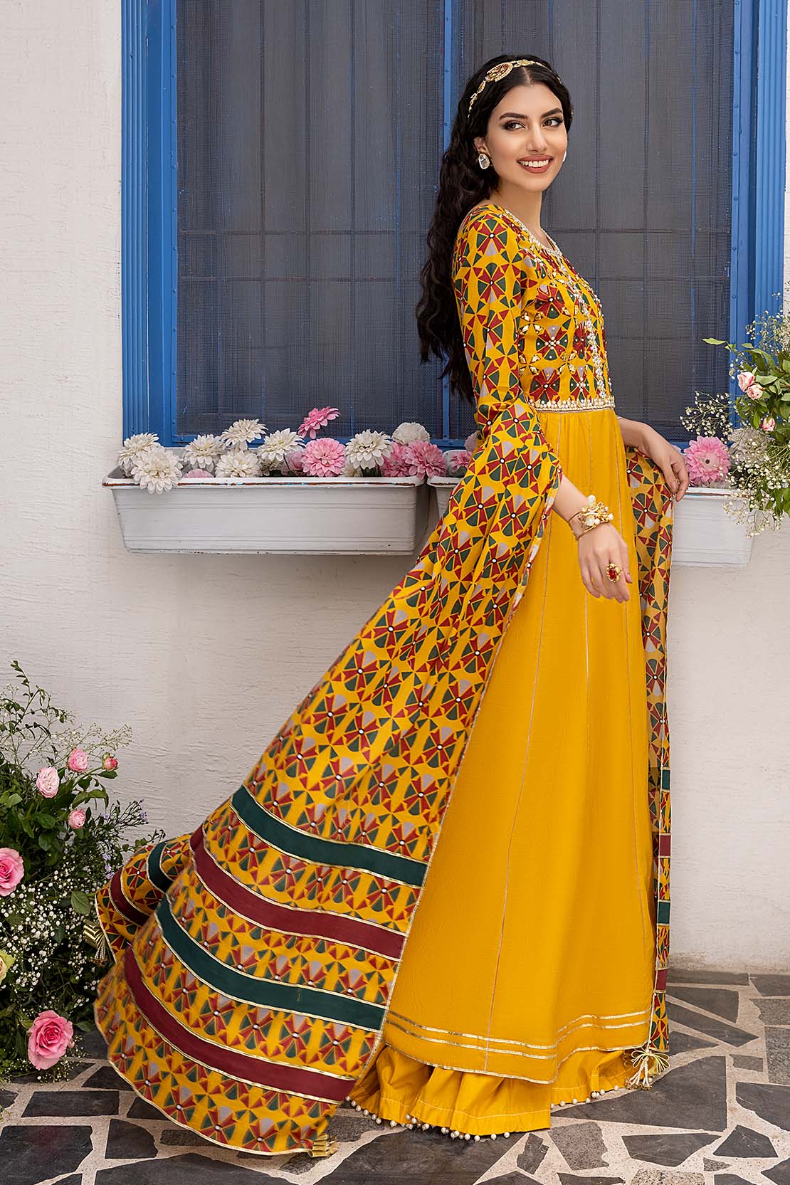 Embroidered Lawn Suit - Image 3