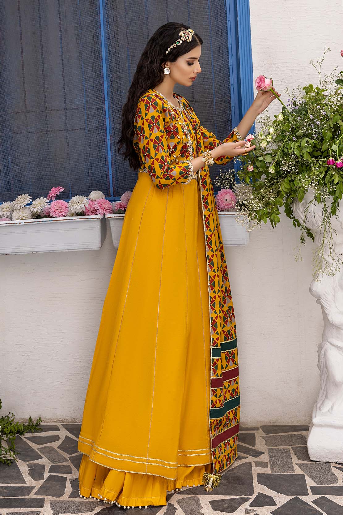 Embroidered Lawn Suit - Image 5