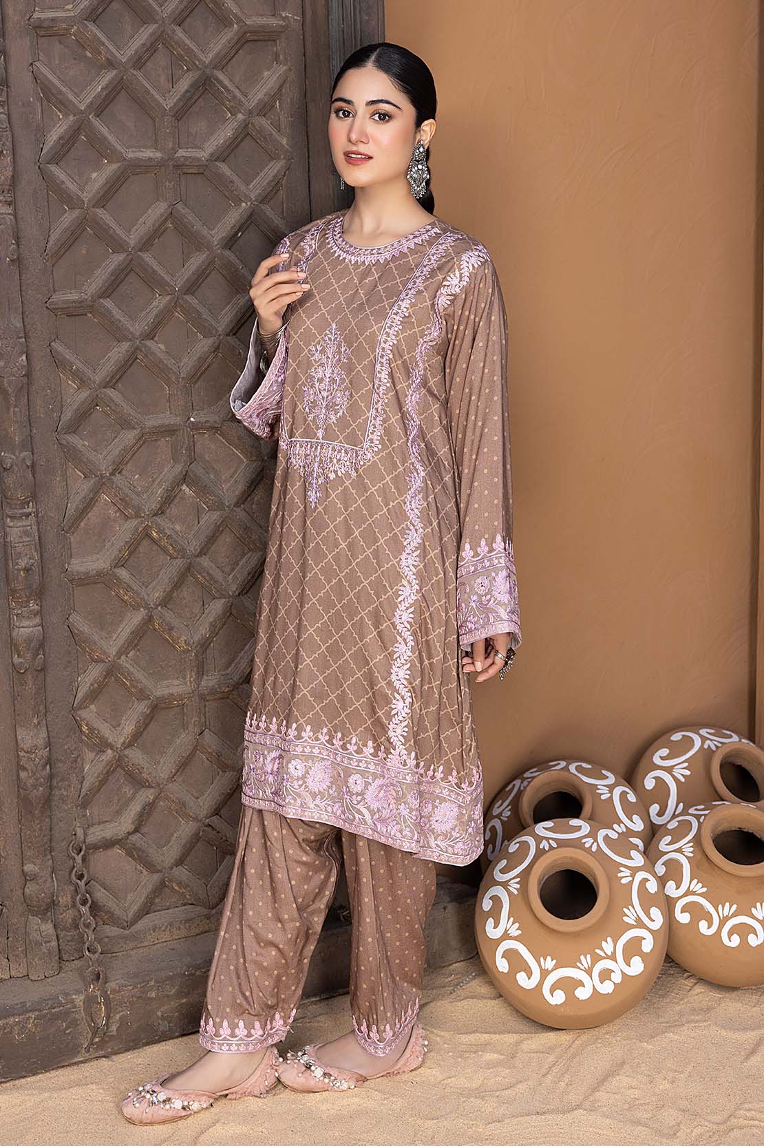 D670 - Image 4