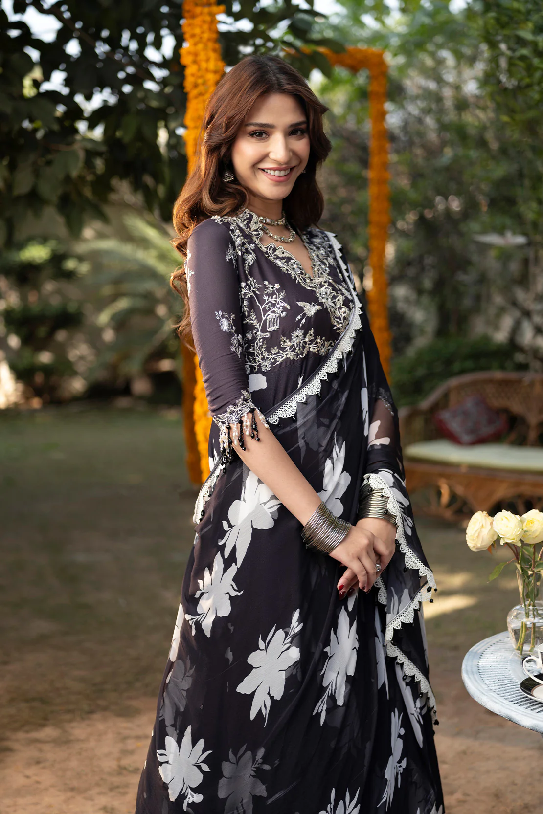 BLACK BEAUTY - 2PC GRIP & CHIFFON LUXURY PRET - Image 2