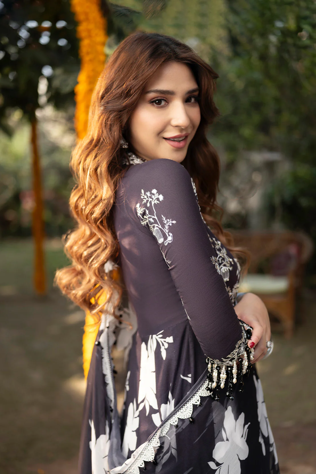 BLACK BEAUTY - 2PC GRIP & CHIFFON LUXURY PRET - Image 6