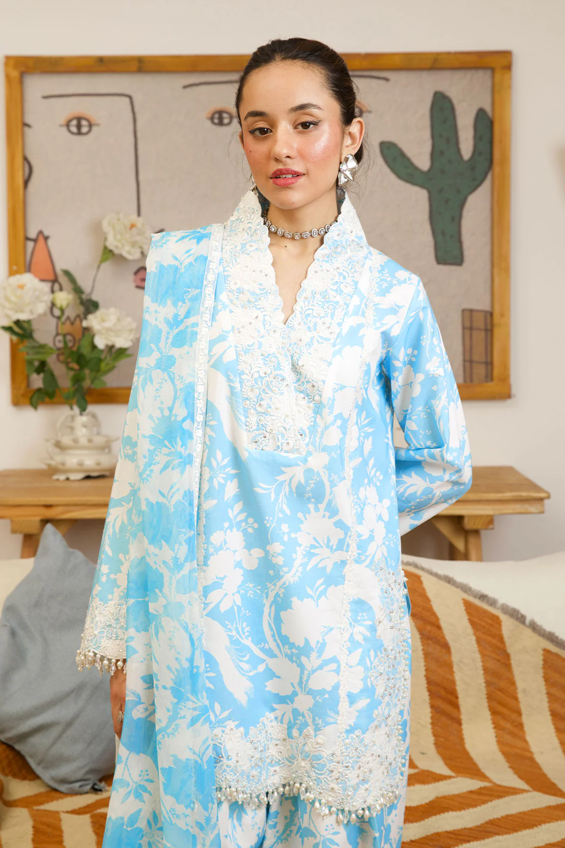 AAYINA– 3PC LAWN & CHIFFON LUXURY PRET - Image 3