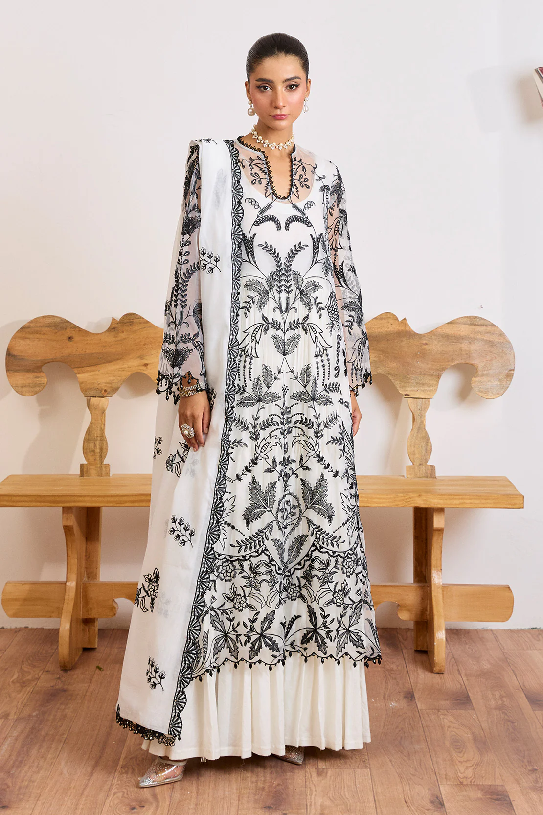 ZEENAT– 3PC ORGANZA,LAWN& PAPER COTTON LUXURY PRET - Image 5