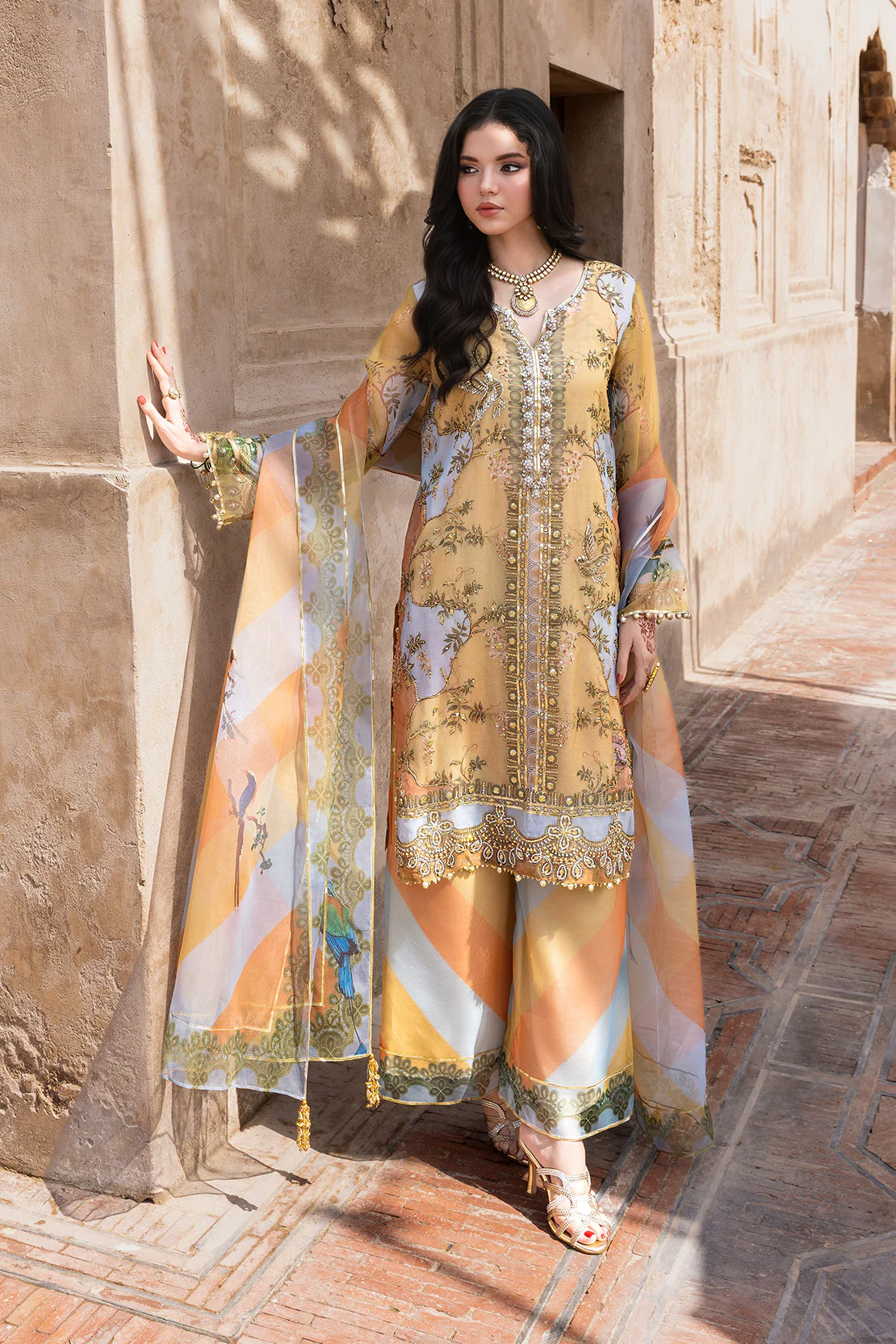 SUROOR – 3PC ORGANZA WEDDING FESTIVE PRET - Image 9