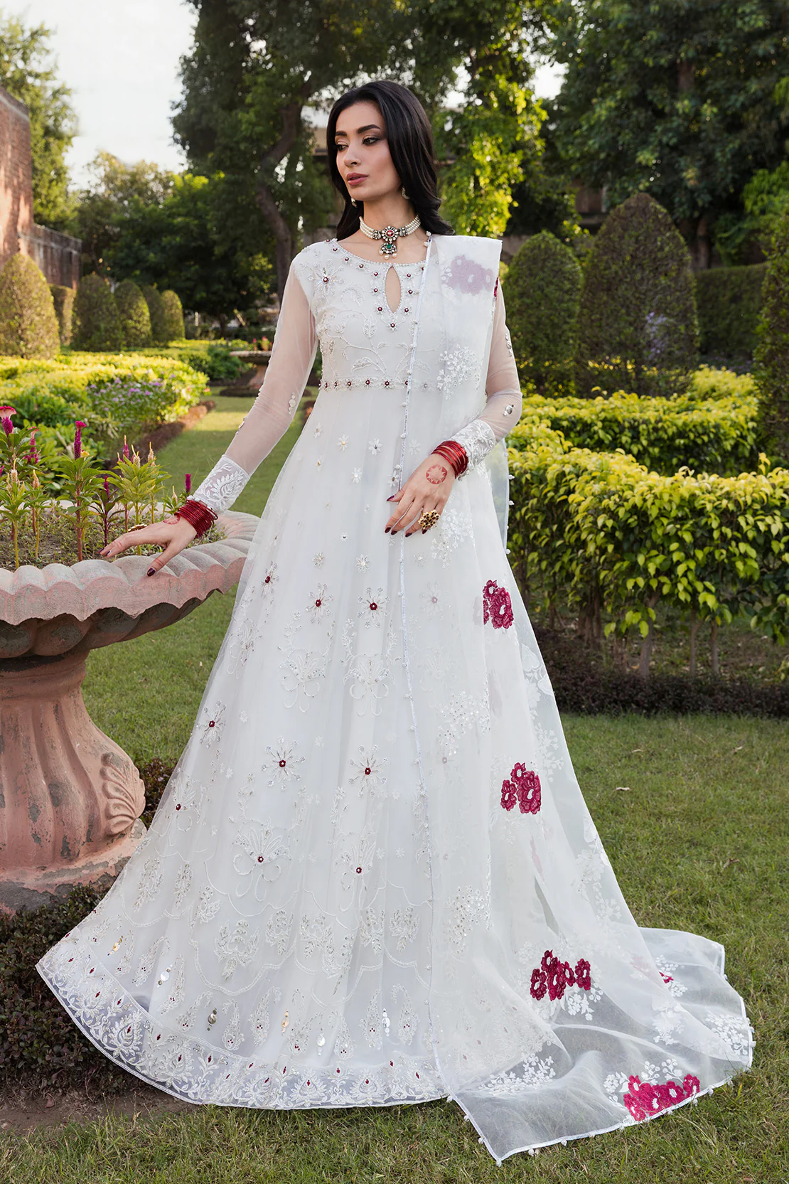 BAHAAR – 2PC NET & ORGANZA WEDDING FESTIVE PRET - Image 9