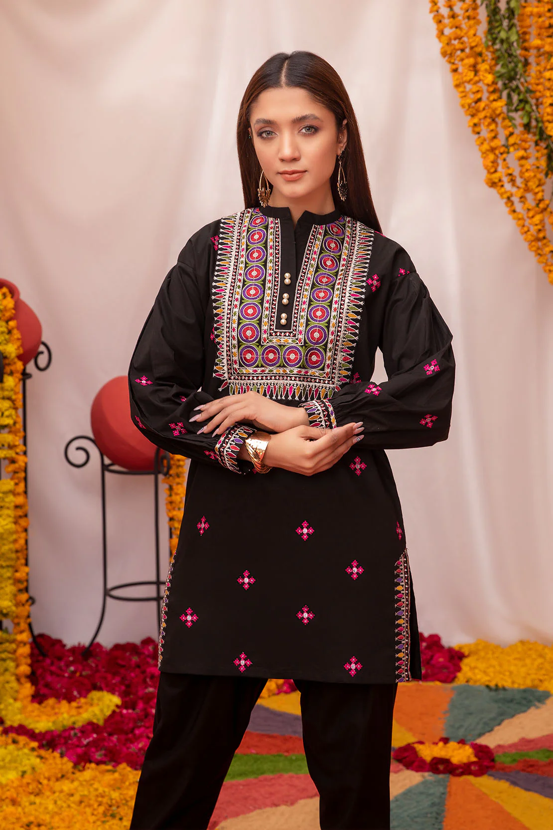 Solid Embroidered Fusion Kurti - Image 4