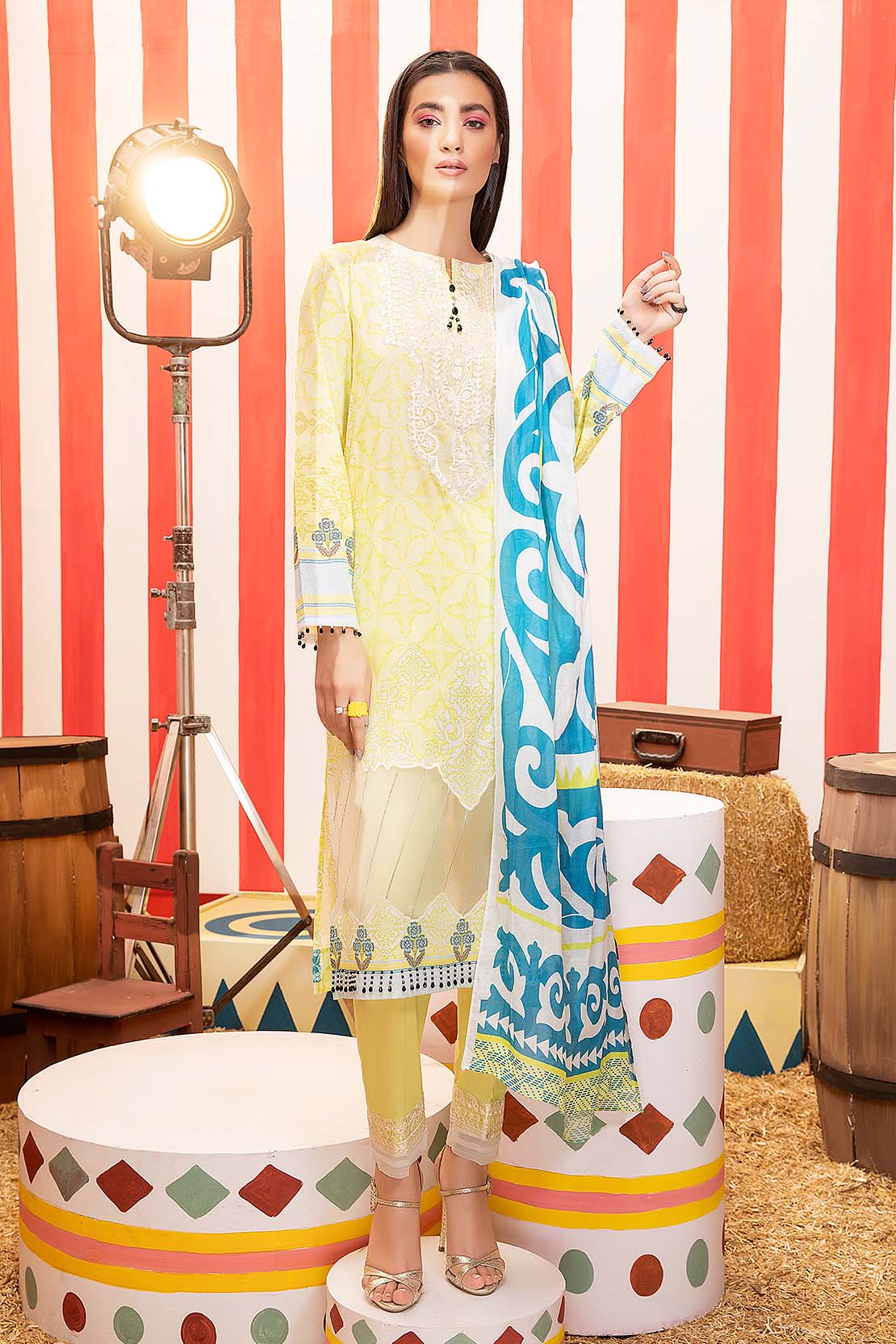 Shirt Trouser Dupatta - Image 4