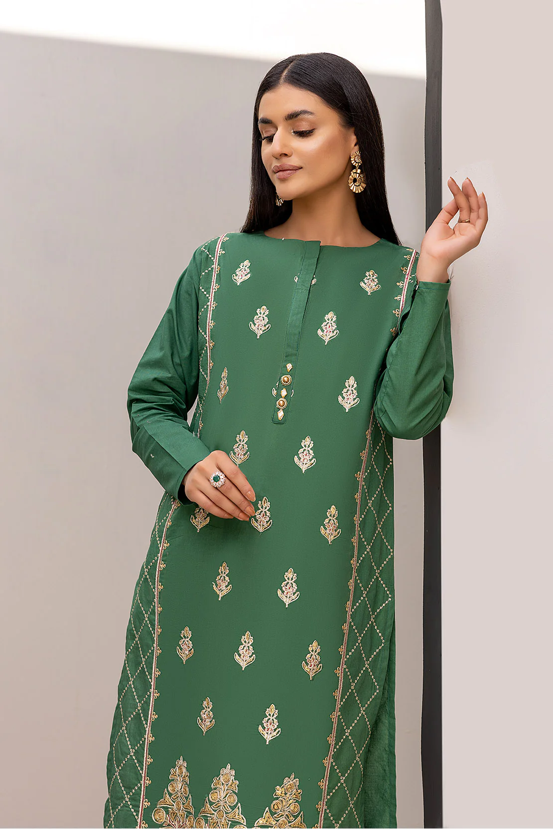 Solid Embroidered Shirt - Image 5