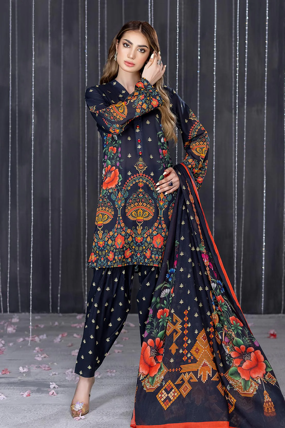 Shirt Trouser Dupatta - Image 3