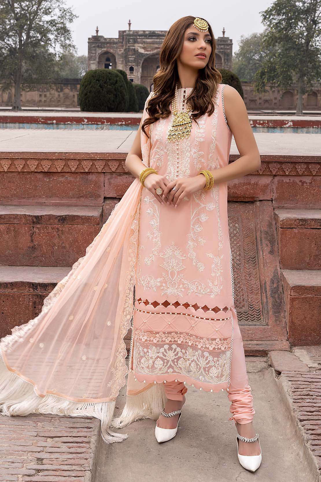 Embroidered Premium Lawn Suit - Image 5