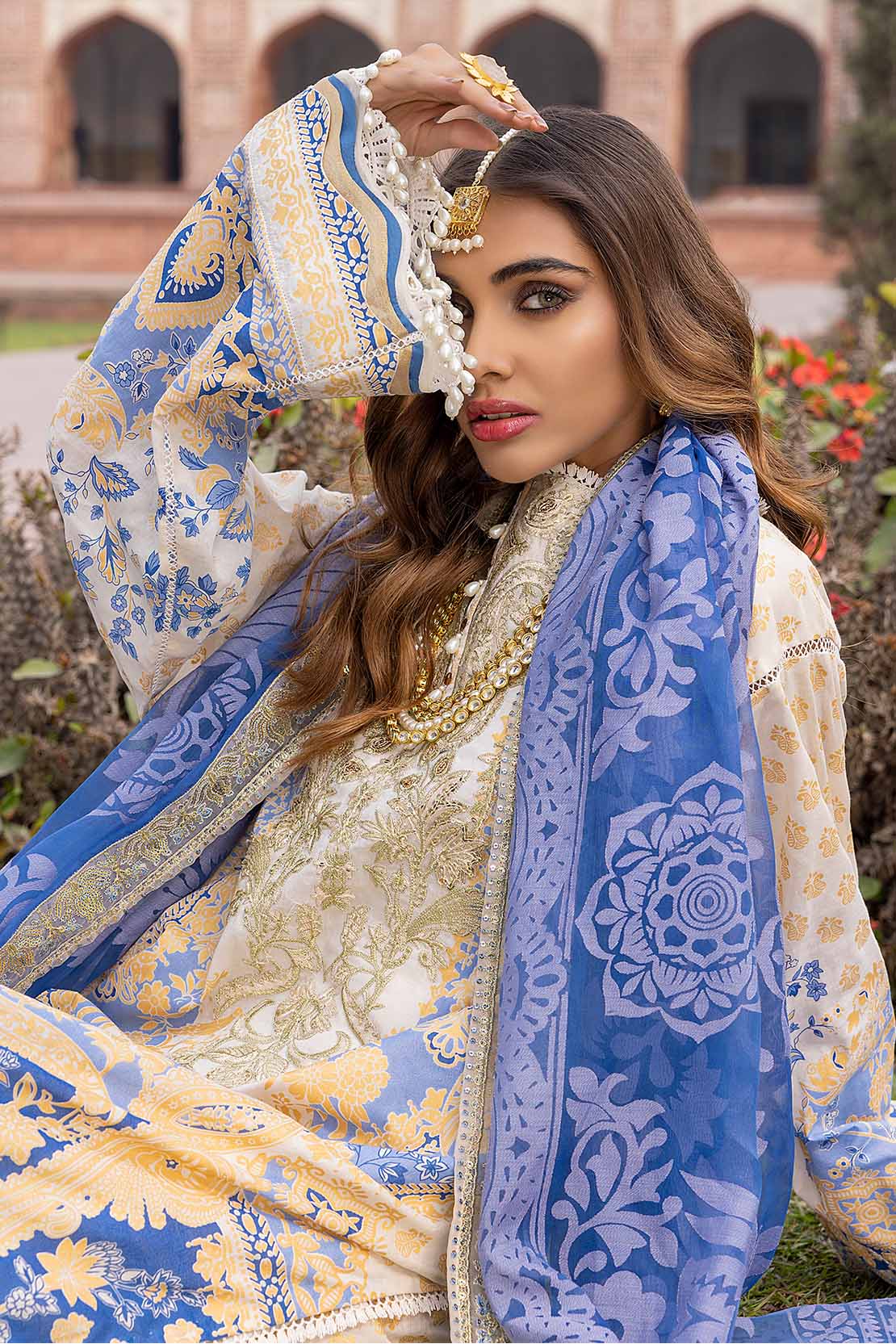 Embroidered Premium Lawn Suit - Image 8
