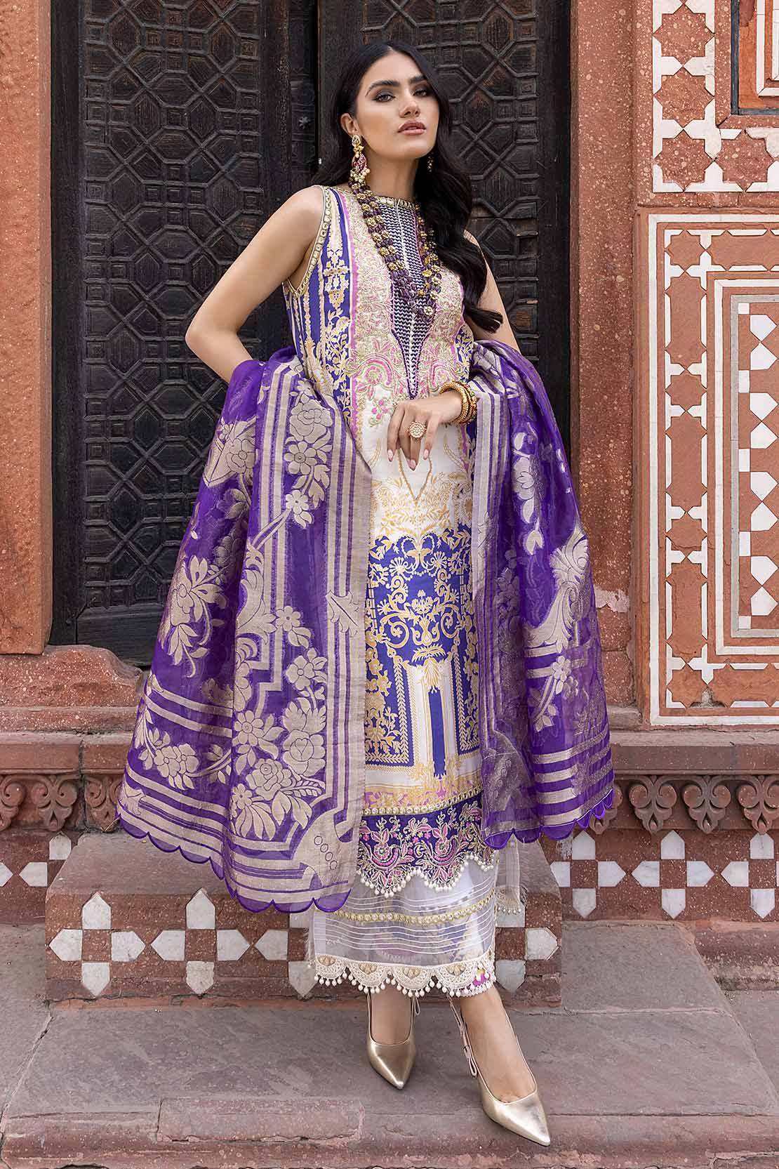 Embroidered Premium Lawn Suit - Image 5