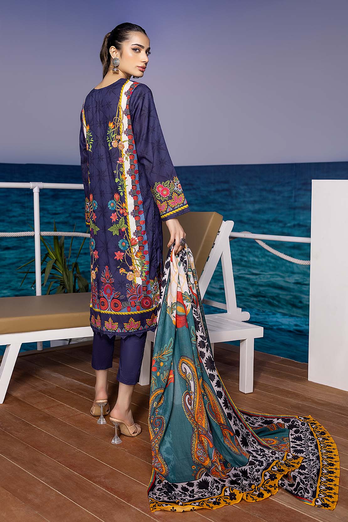 Shirt Trouser Dupatta - Image 2