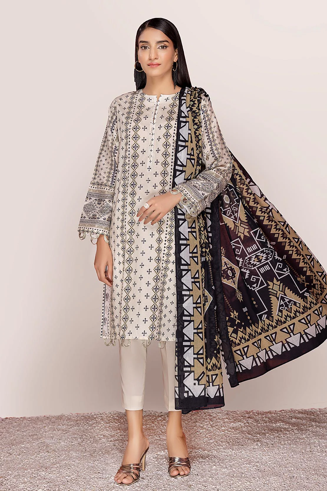 Shirt Trouser Dupatta - Image 5