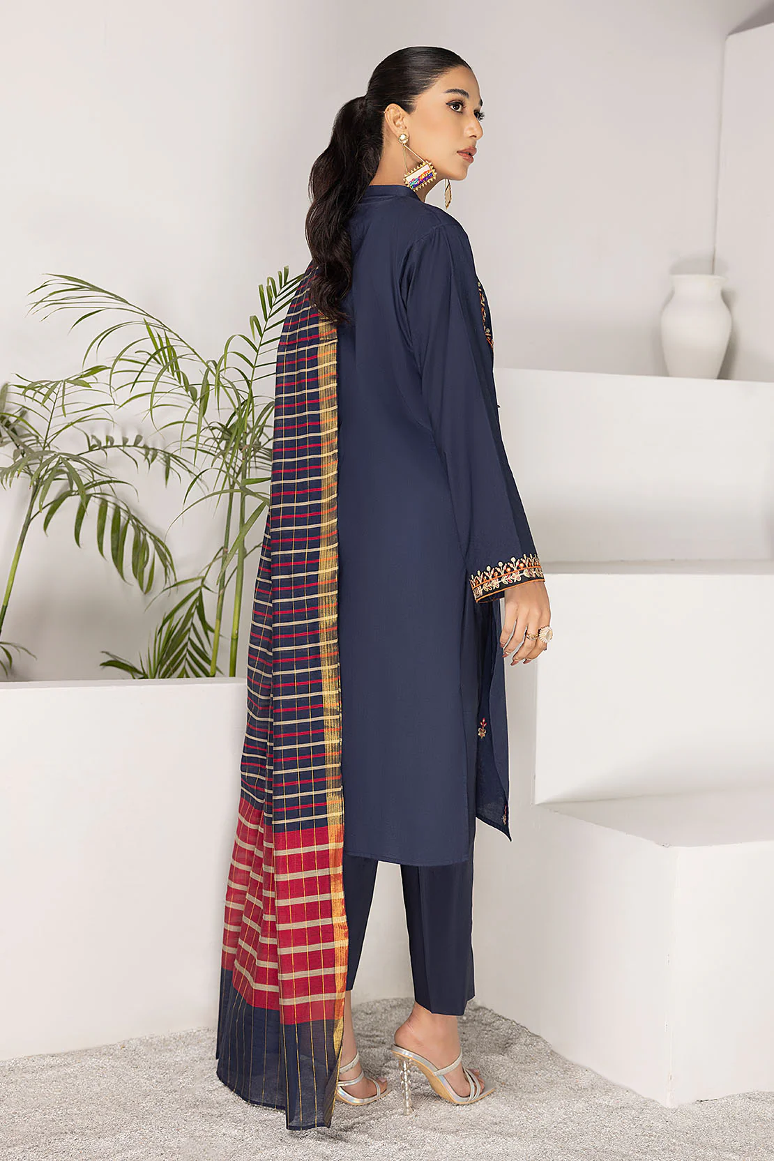 Shirt Trouser Dupatta - Image 2