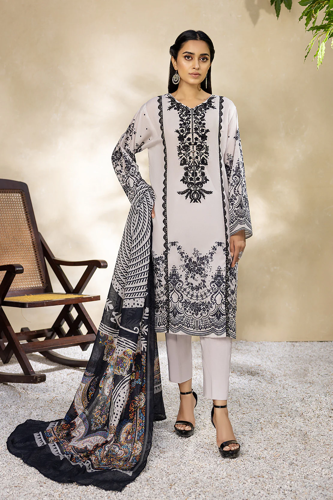 Shirt Trouser Dupatta - Image 3