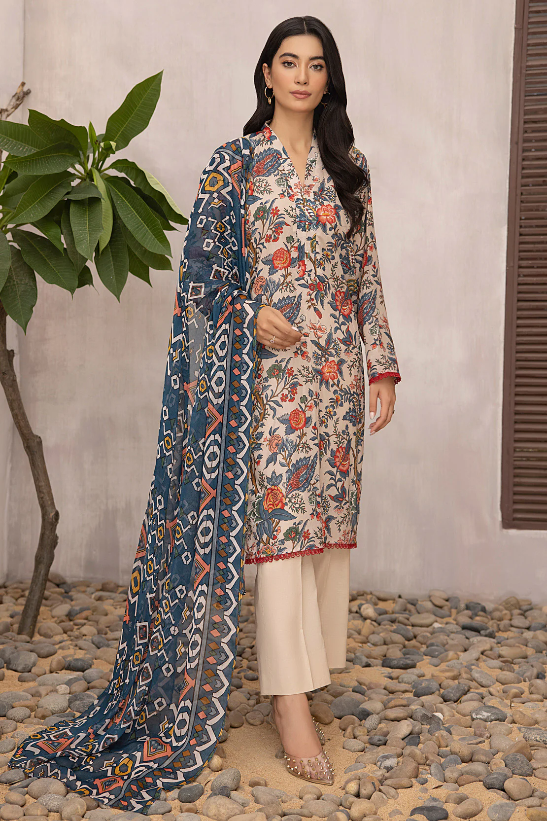 Shirt Trouser Dupatta - Image 4