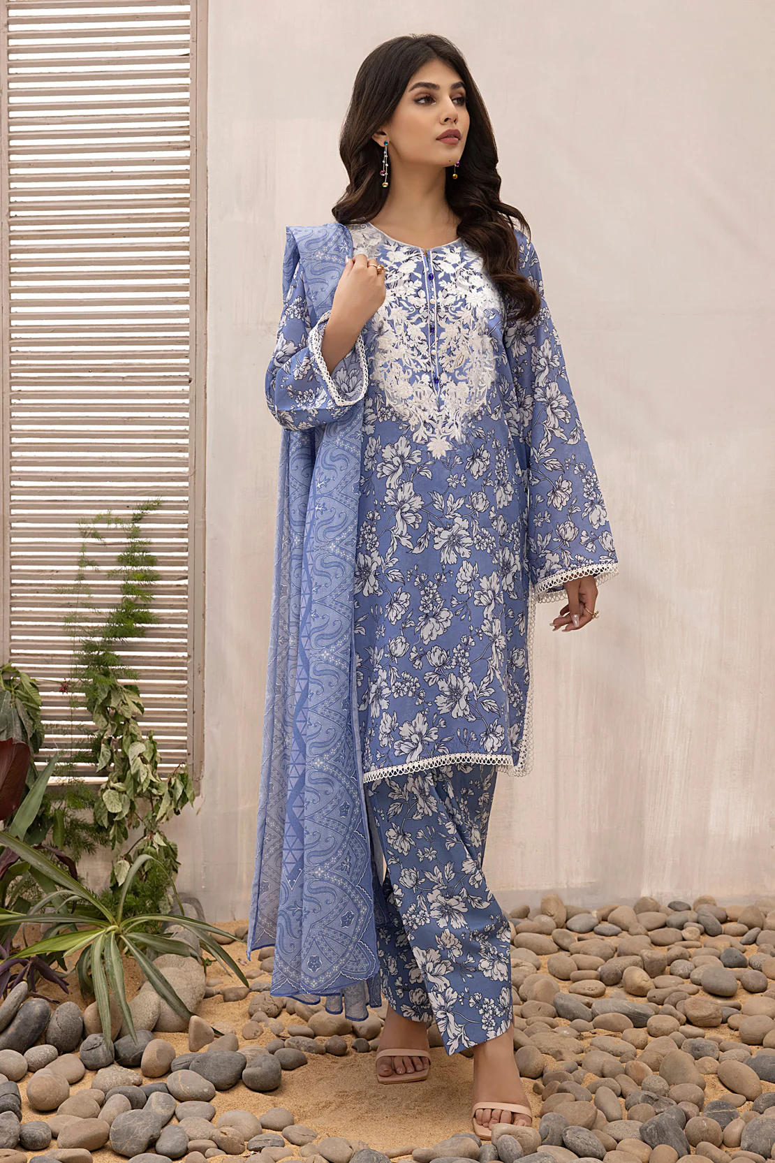 Shirt Trouser Dupatta - Image 2