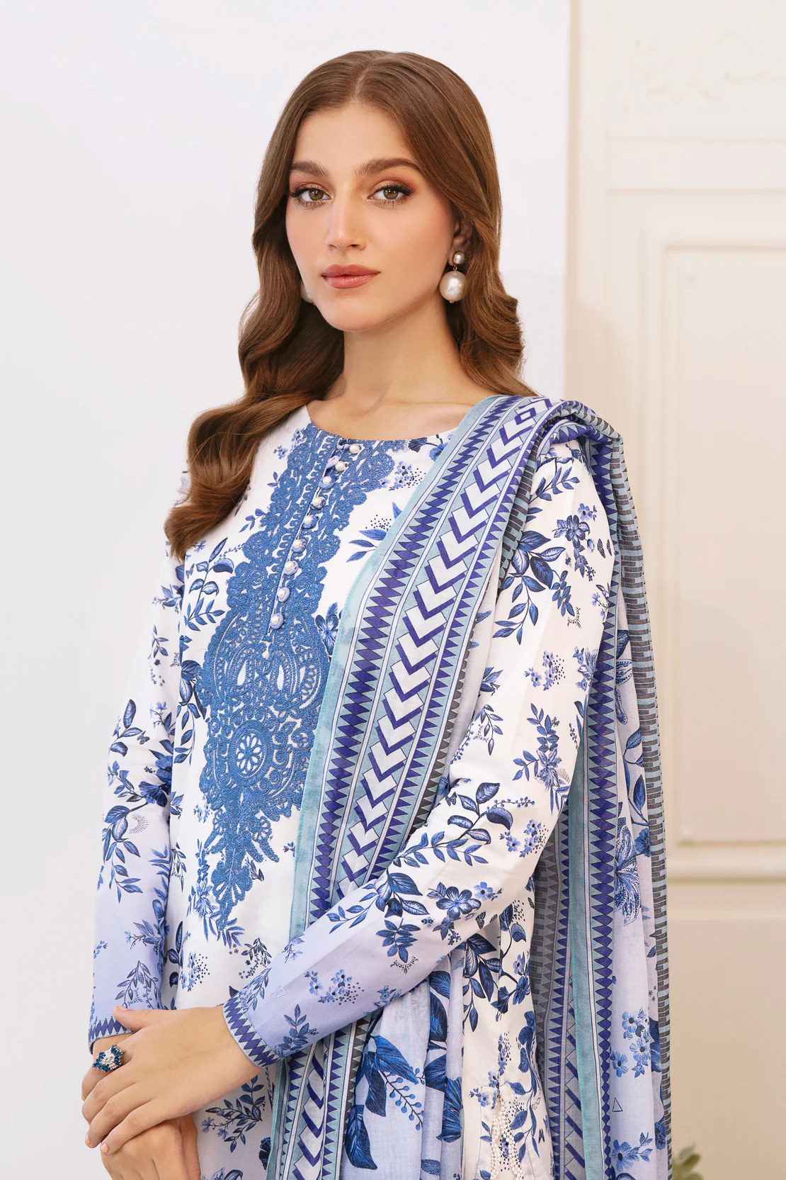 Shirt Trouser Dupatta - Image 4