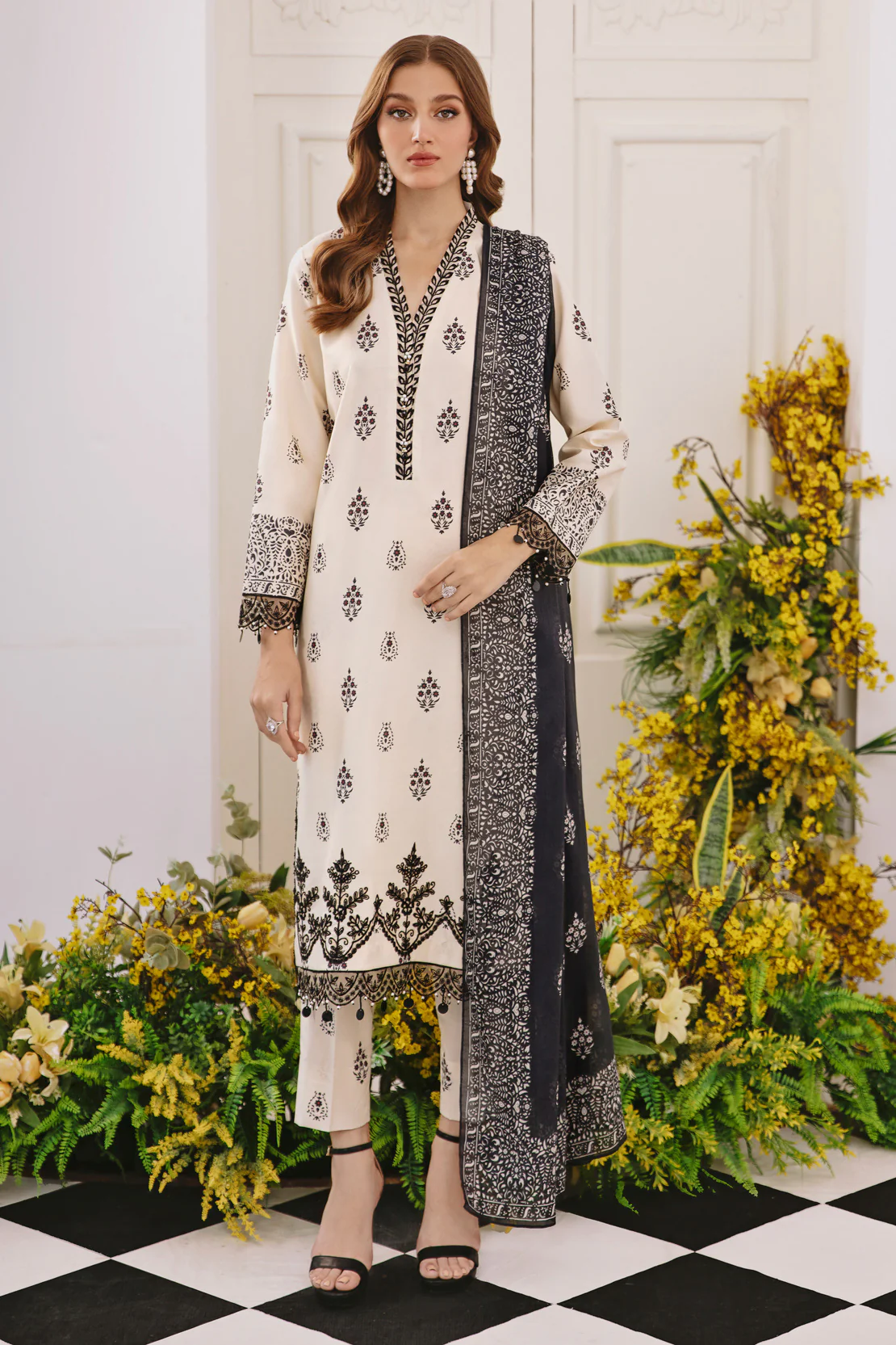 Shirt Trouser Dupatta - Image 4