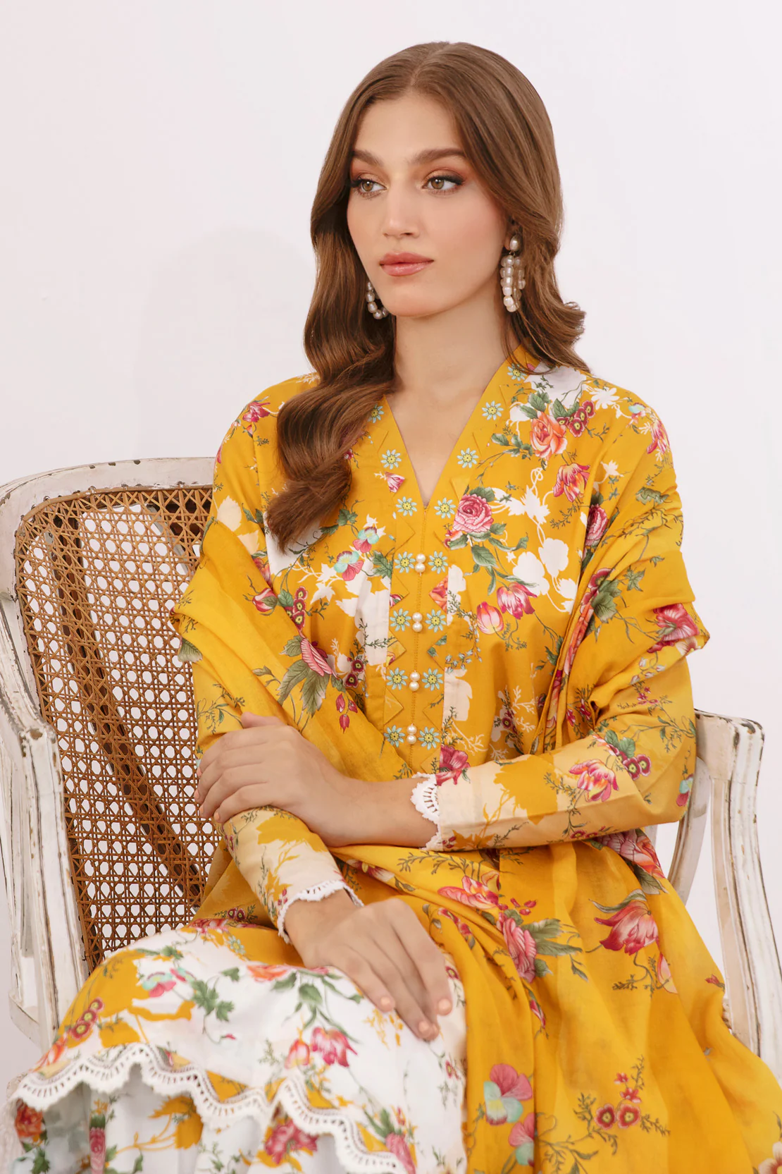 Shirt Trouser Dupatta - Image 5