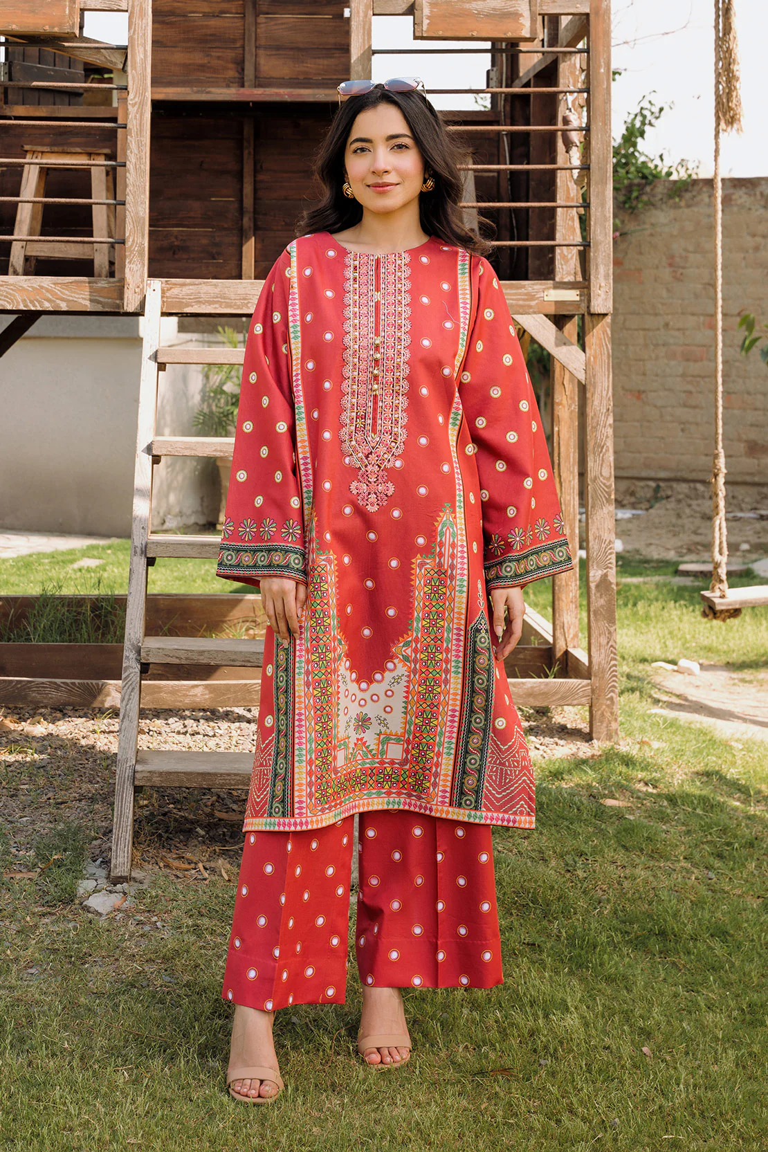 Printed - 2 Pc Lawn Suit (Stitched)