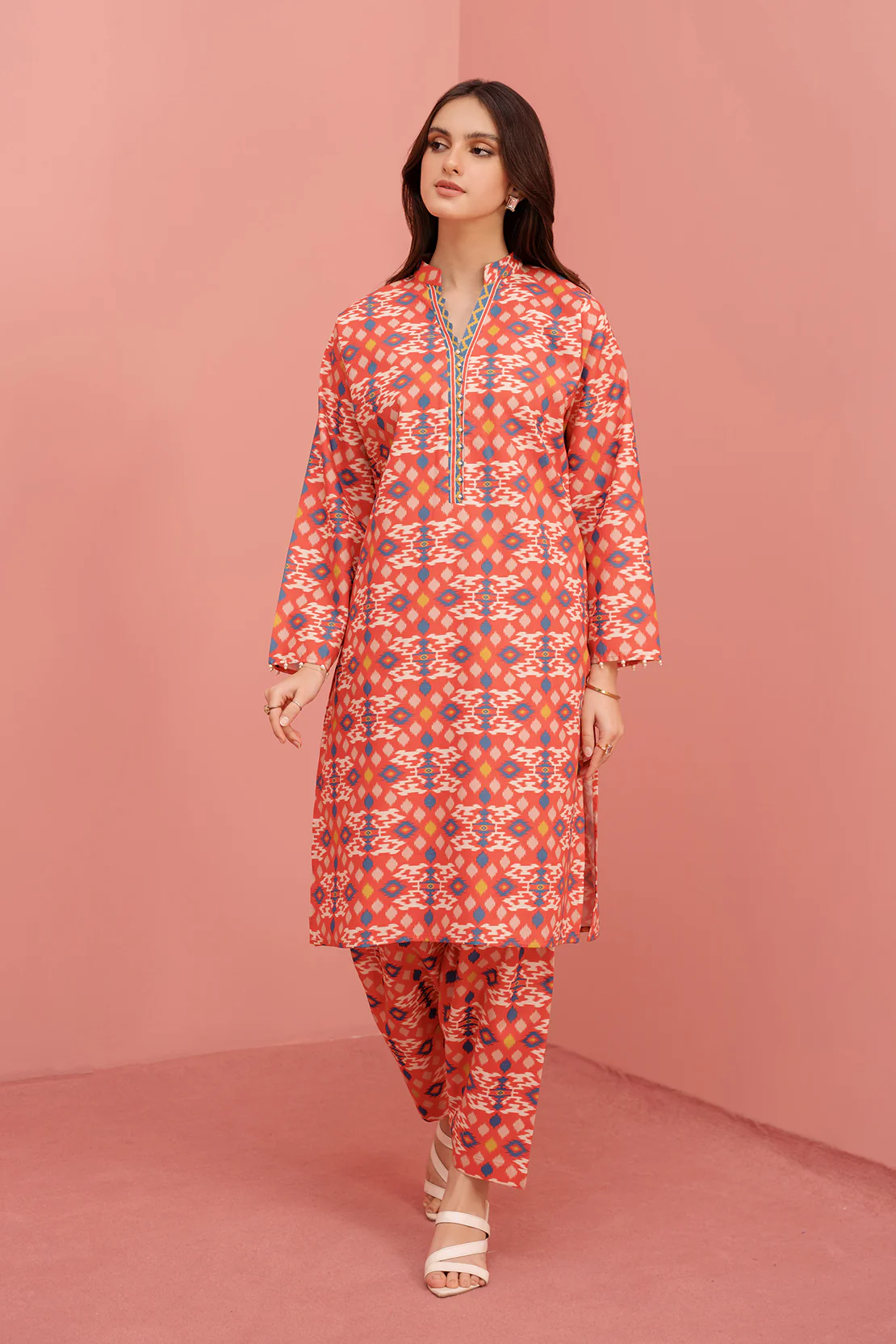 Printed - 2 Pc Lawn Suit (Stitched)