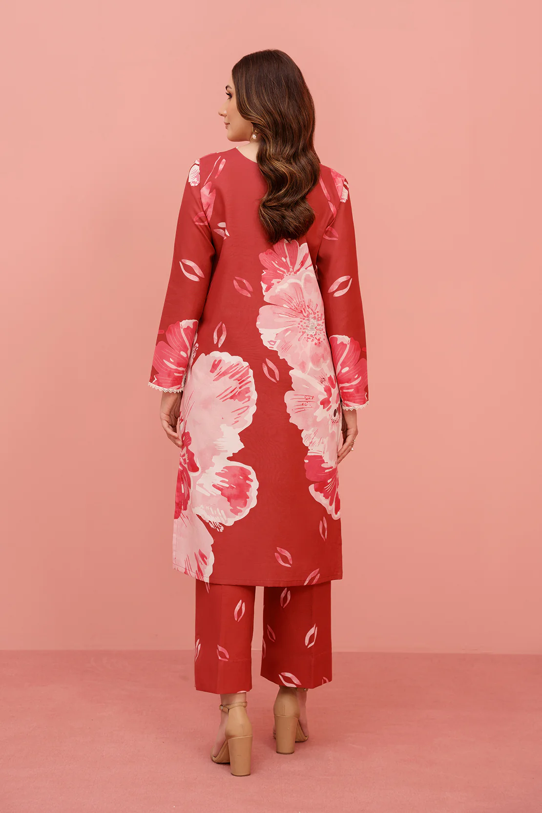 Printed - 2 Pc Lawn Suit (Stitched) - Image 3