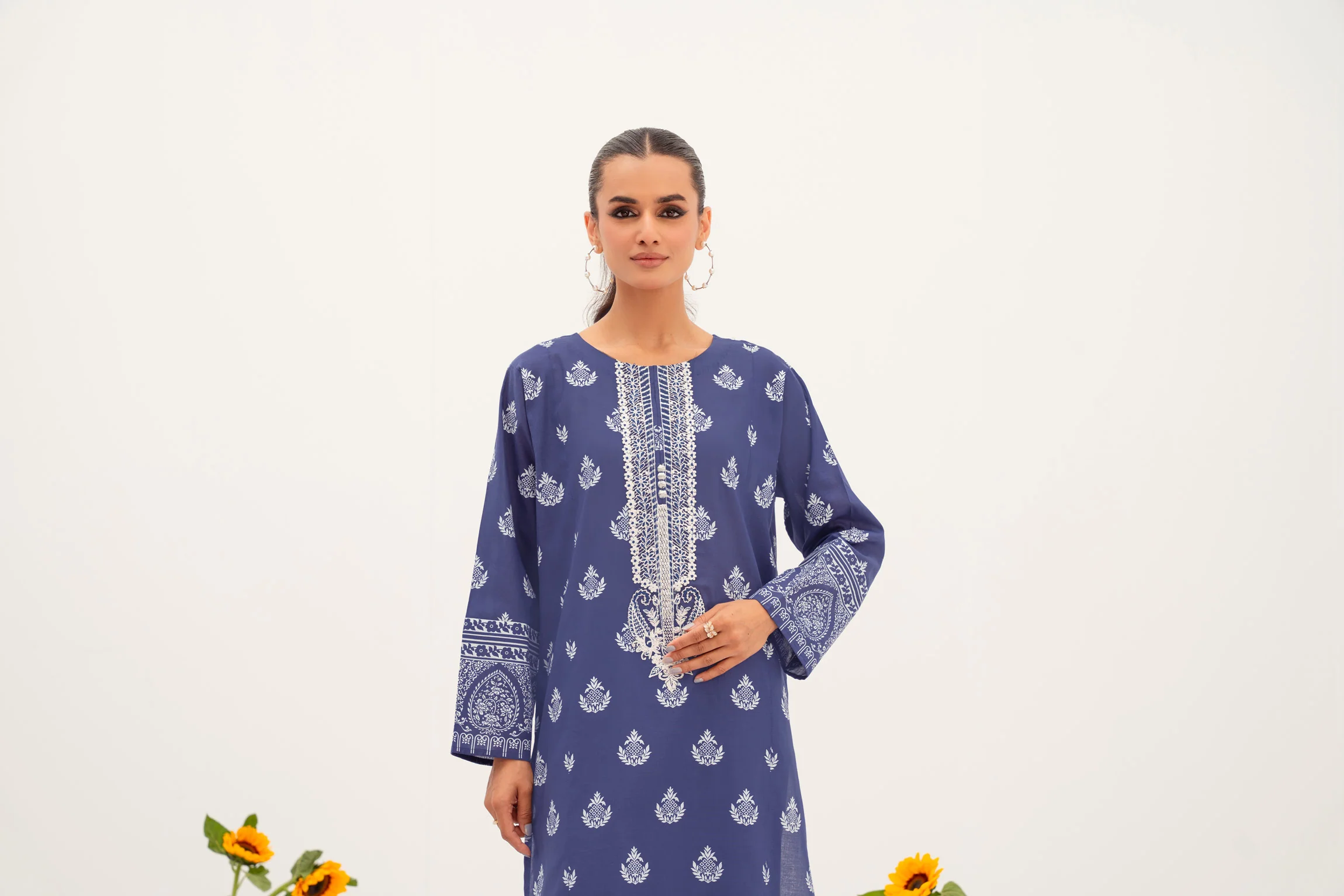 Printed - 2 Pc Lawn Suit (Stitched) - Image 5