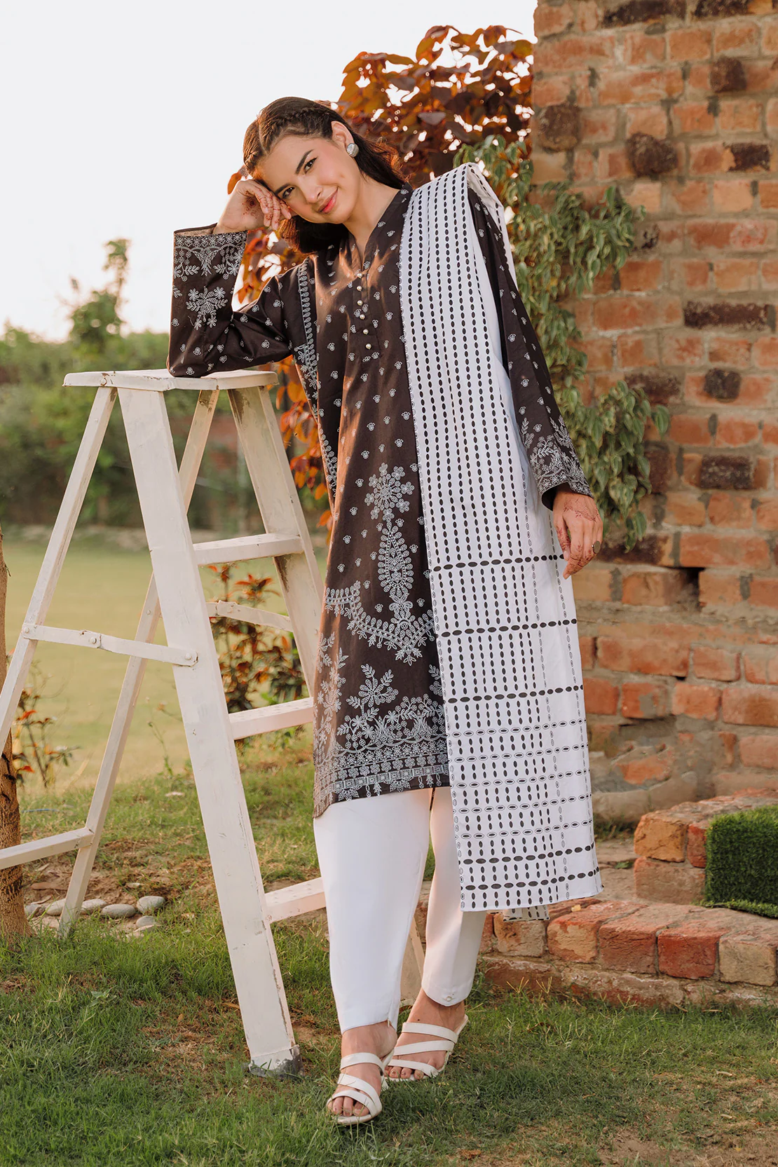 PRINTED - 2 PC LAWN SUIT - Image 4