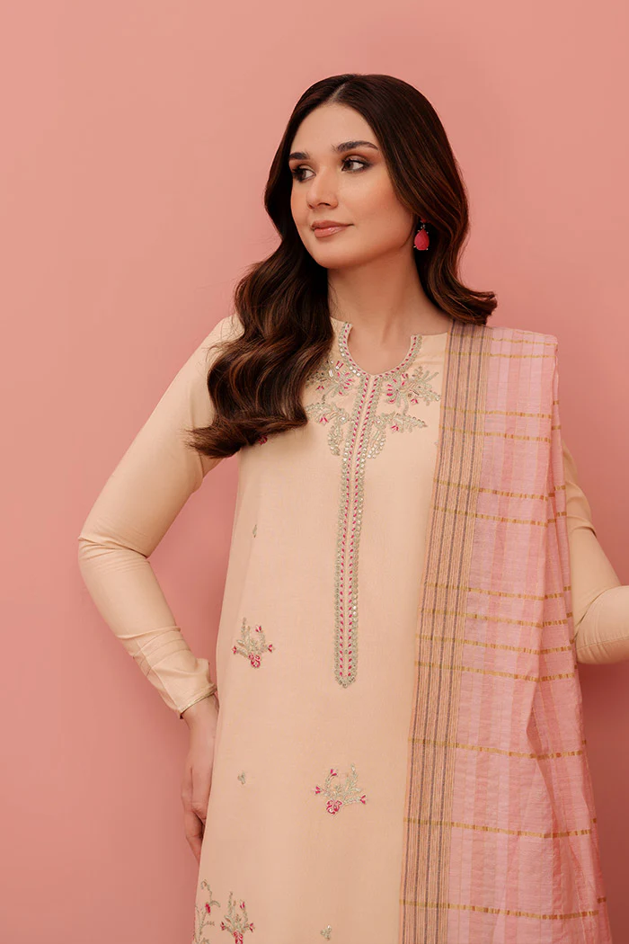 Printed - 3 Pc Lawn Suit (Stitched) - Image 7