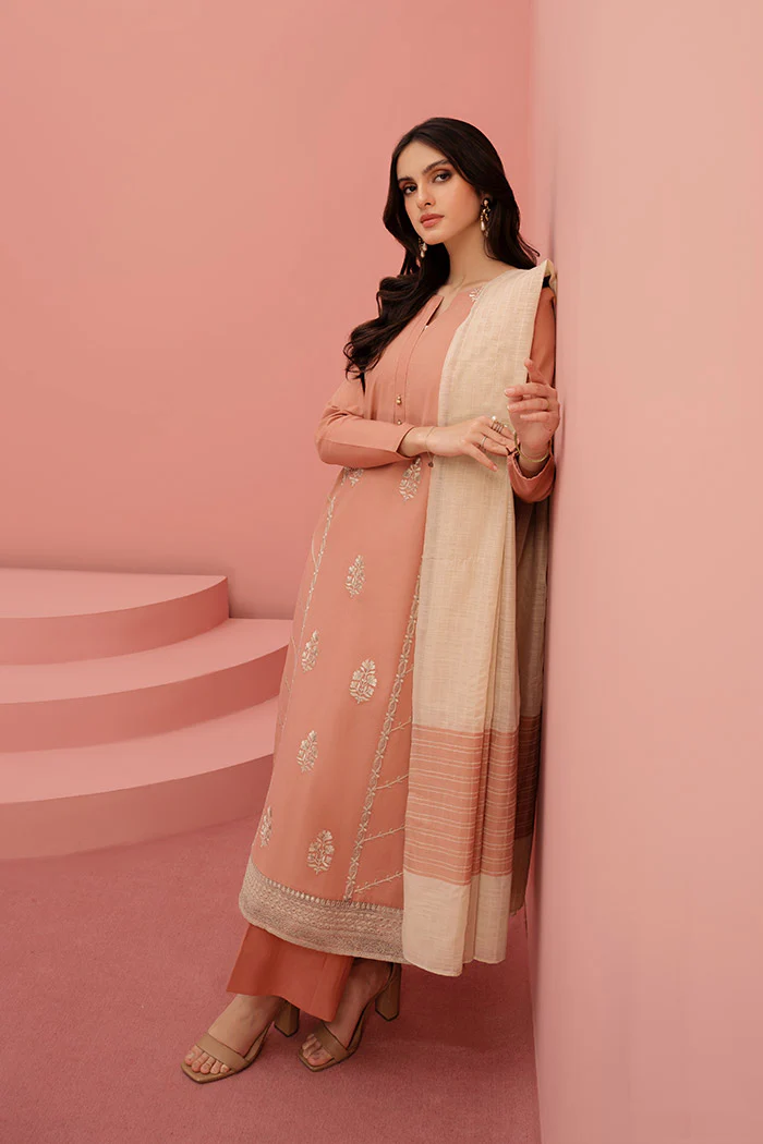 Printed - 3 Pc Lawn Suit (Stitched) - Image 4