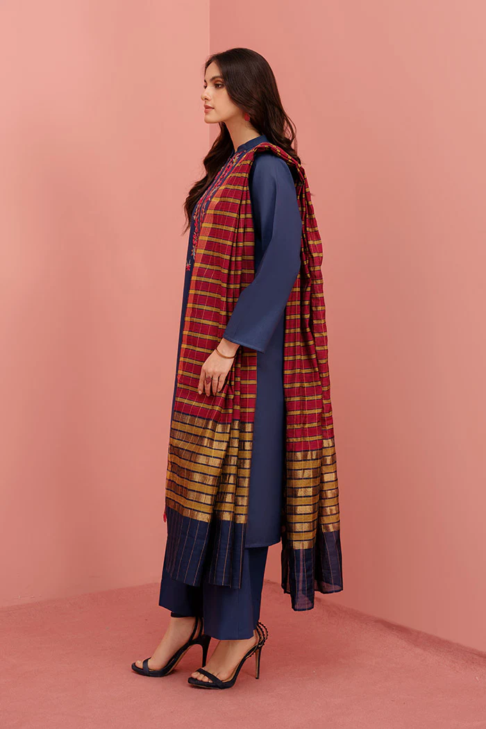Printed - 3 Pc Lawn Suit (Stitched) - Image 4