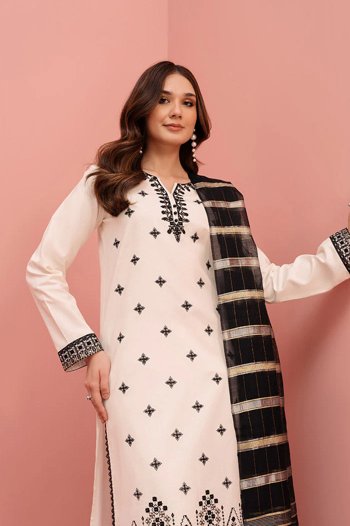 Dyed - 3 Pc Lawn Suit (Unstitched) - Image 5