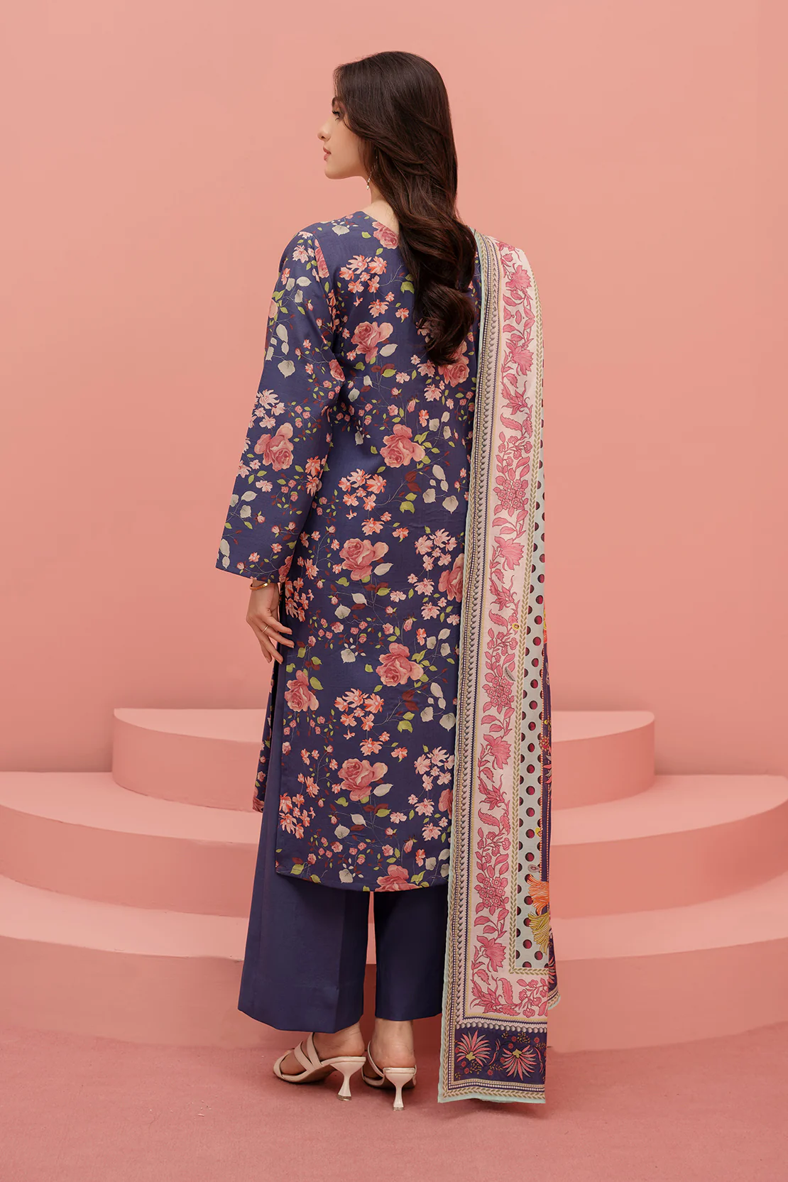 Printed - 3 Pc Lawn Suit (Stitched) - Image 3