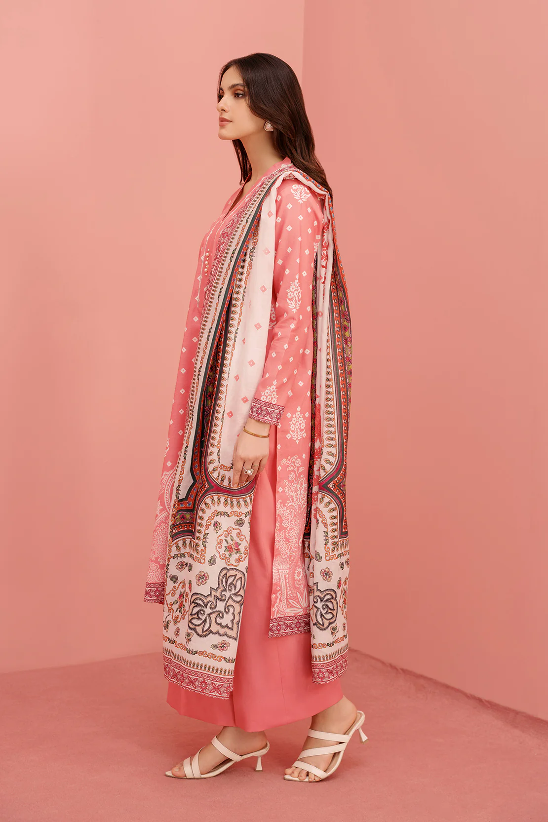 Printed - 3 Pc Lawn Suit (Stitched) - Image 2