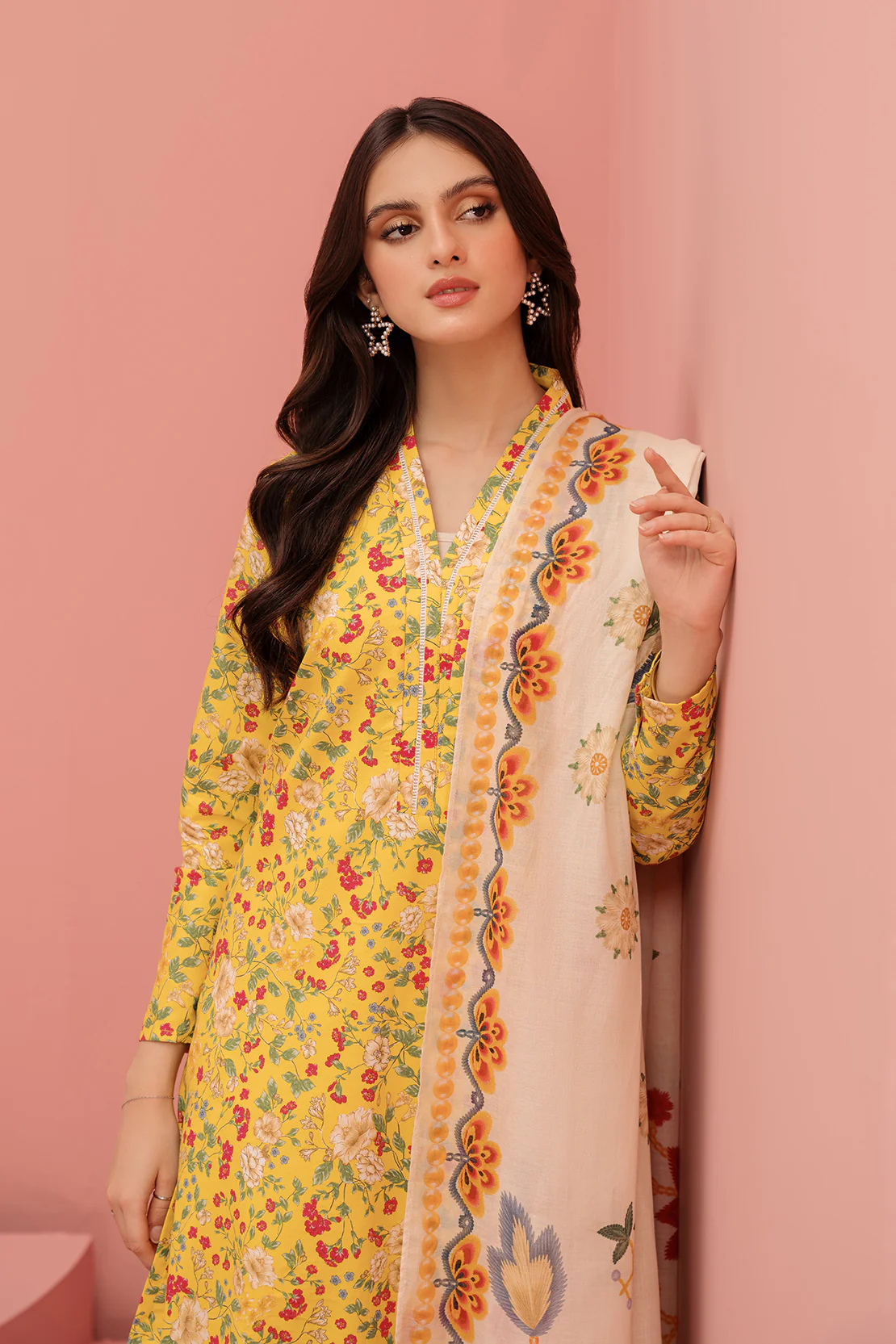 Printed - 3 Pc Lawn Suit (Stitched) - Image 4