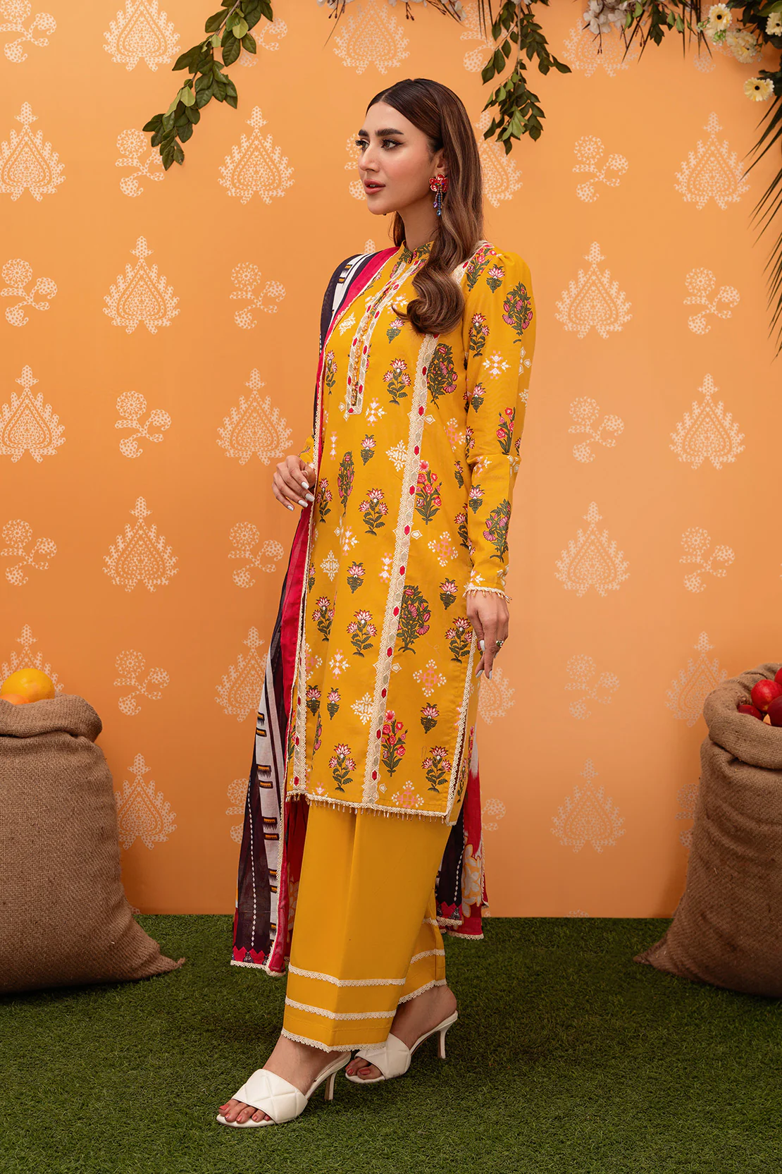 Printed - 2 Pc Lawn Suit - Image 4