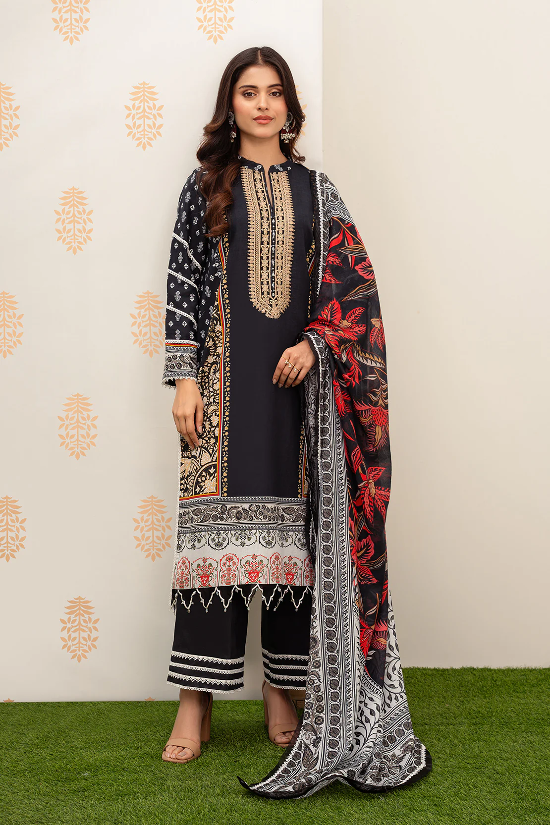 Printed - 2 Pc Lawn Suit - Image 3