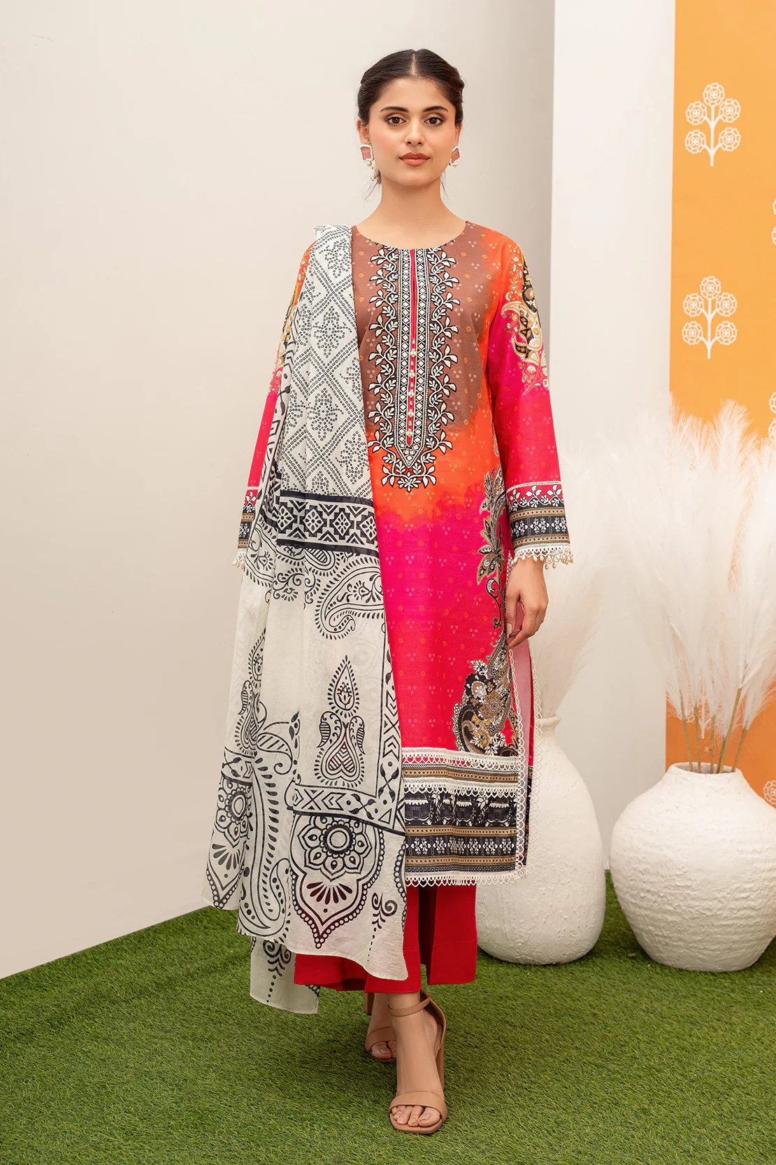 Printed - 2 Pc Lawn Suit - Image 3