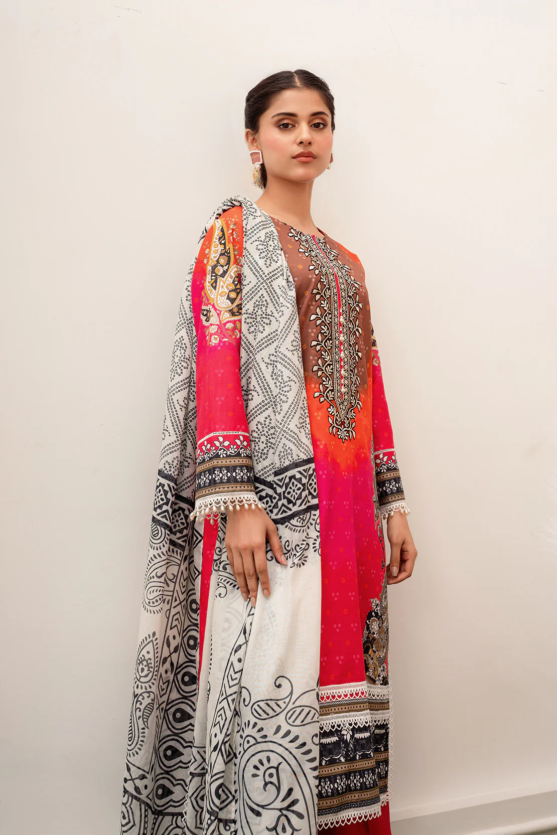 Printed - 2 Pc Lawn Suit - Image 8