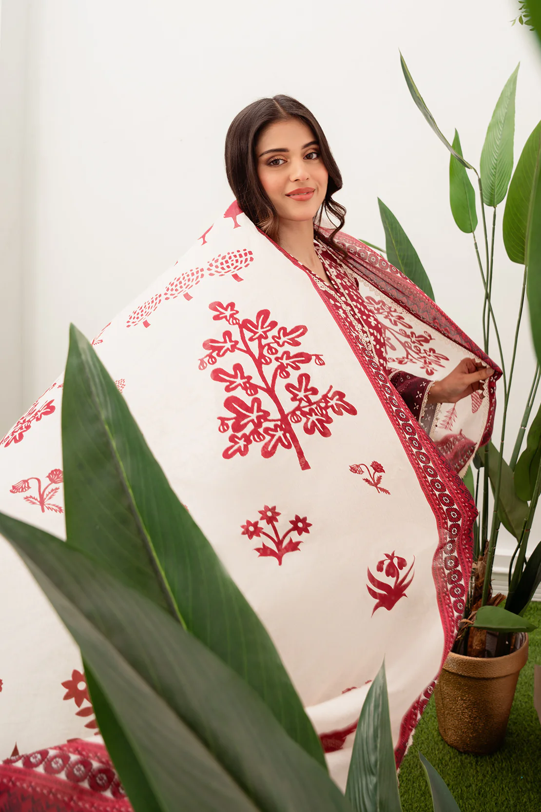 Printed - 2 Pc Lawn Suit - Image 2